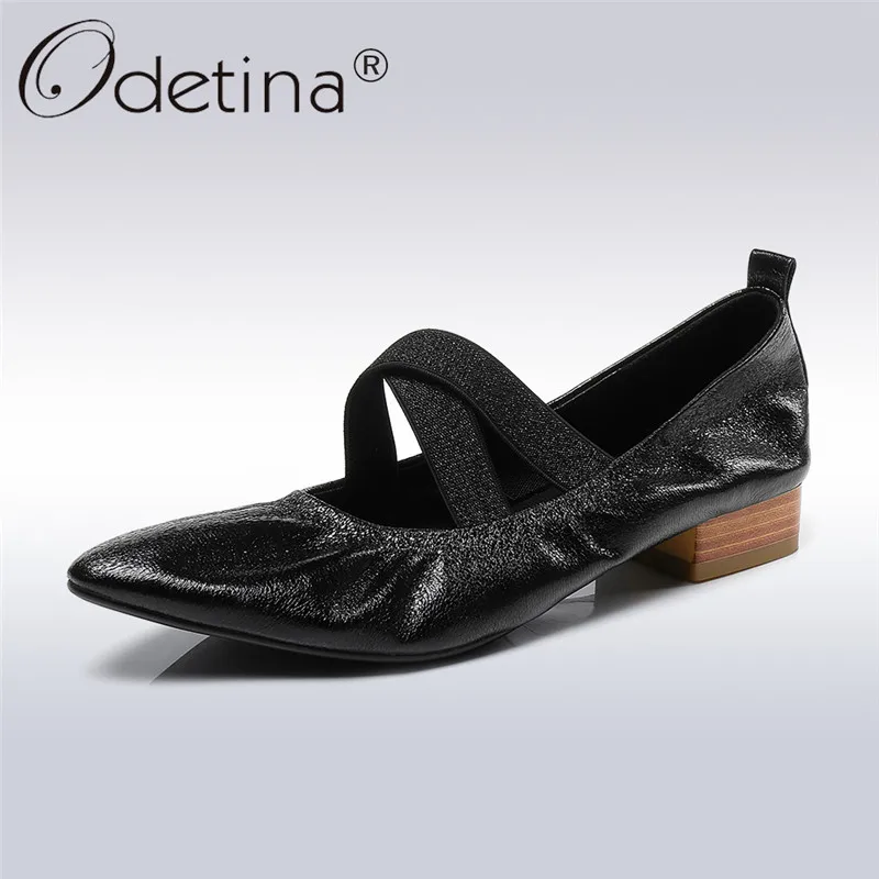 Odetina/Новинка 2018 года Модные женские весенние балетки на плоской подошве с острым