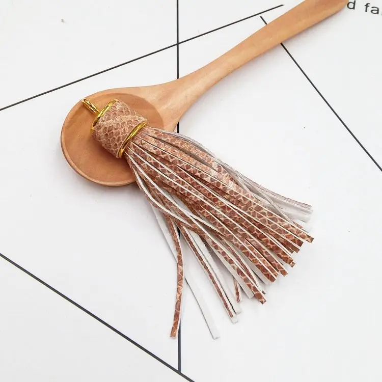 Кожаная кисточка со змеиной текстурой сделай сам аксессуары/ремешки