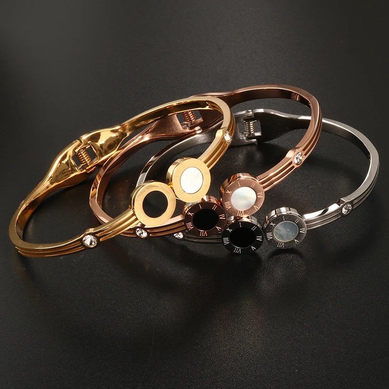 

Pulseira Feminina Black & White Open Cuff Bracelets Bangles with Rhinestone Paved Popular Stainless Steel Bangle for Women Gifts