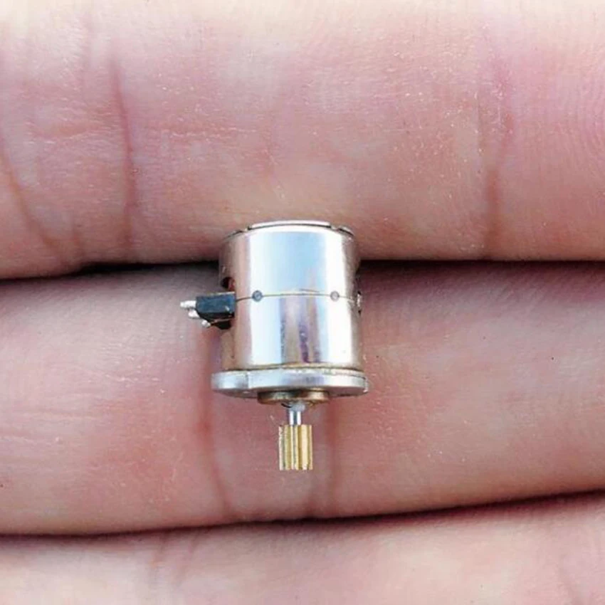 Шаговый электродвигатель постоянного тока 2 фазы 4 провода диаметр 8 мм микро