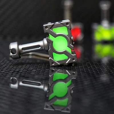 Зеленый EDC титановый энергетический молоток TurboGlow светящийся материал светящийся молоток нож кулон Тритий трубка нож бусины - Цвет: Зеленый
