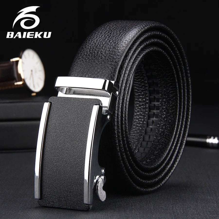 Мужской кожаный ремень с автоматической пряжкой стильный минималистичный