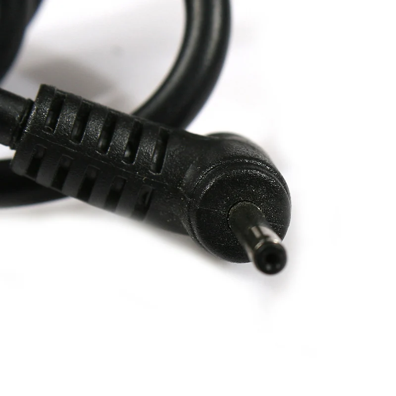 

Hot Sale ! 19V 2.1A 2.5*0.7mm AC Adapter For Asus EEE PC X101 X101H X101CH R011PX 1011PX 1015PW 1015PX 1015PEB 1005 1005HA