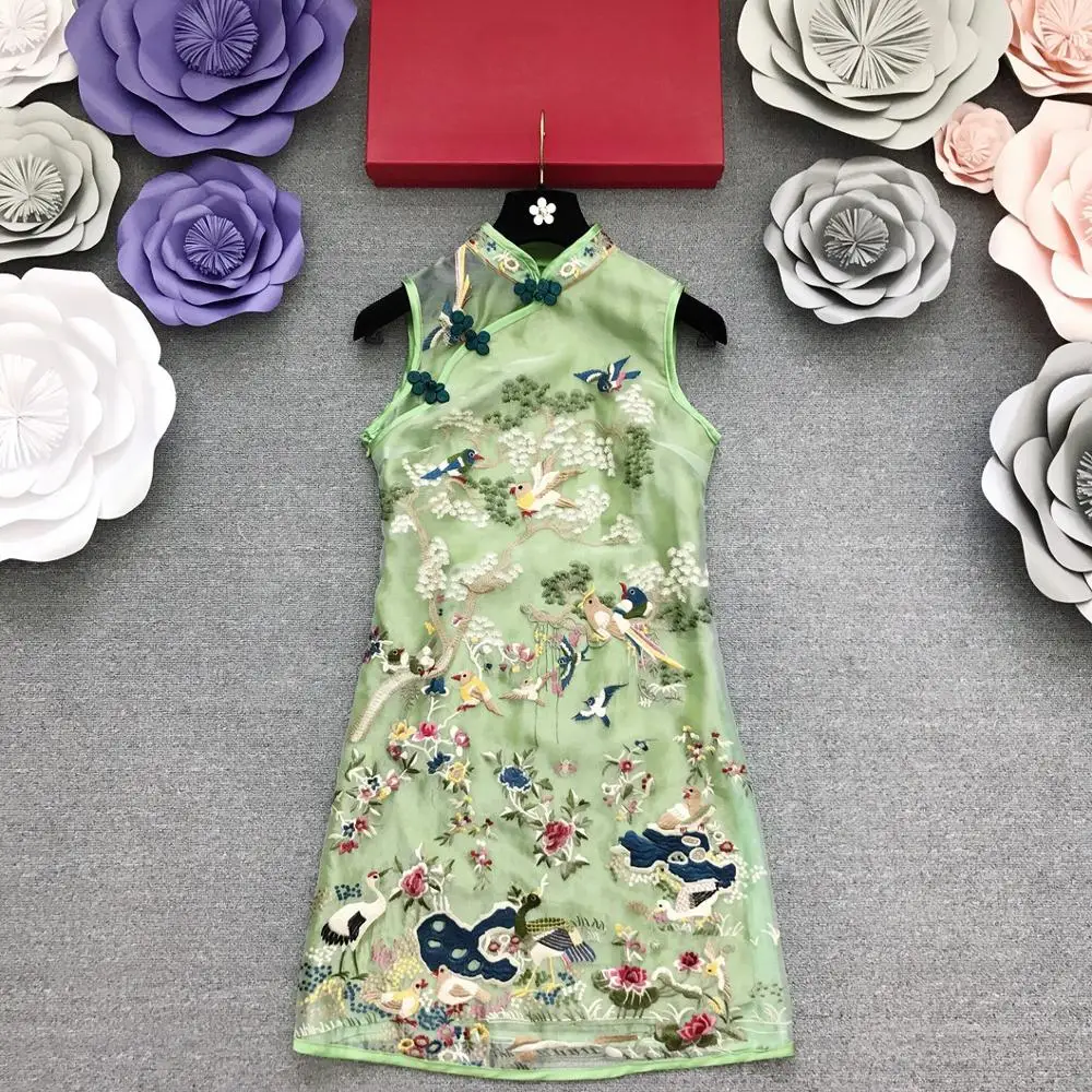Китайский стиль без рукавов вышивка Cheongsam Современное женское платье