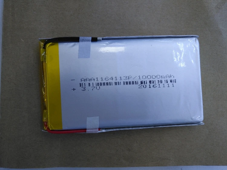 

Package 3.7V polymer lithium battery 1164113 10000mah core charging treasure