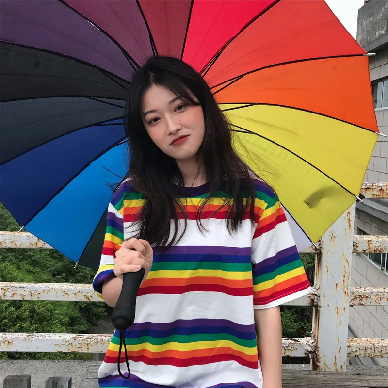 Новая летняя Корейская футболка ulzzang Harajuku bf wind свободная в радужную полоску с