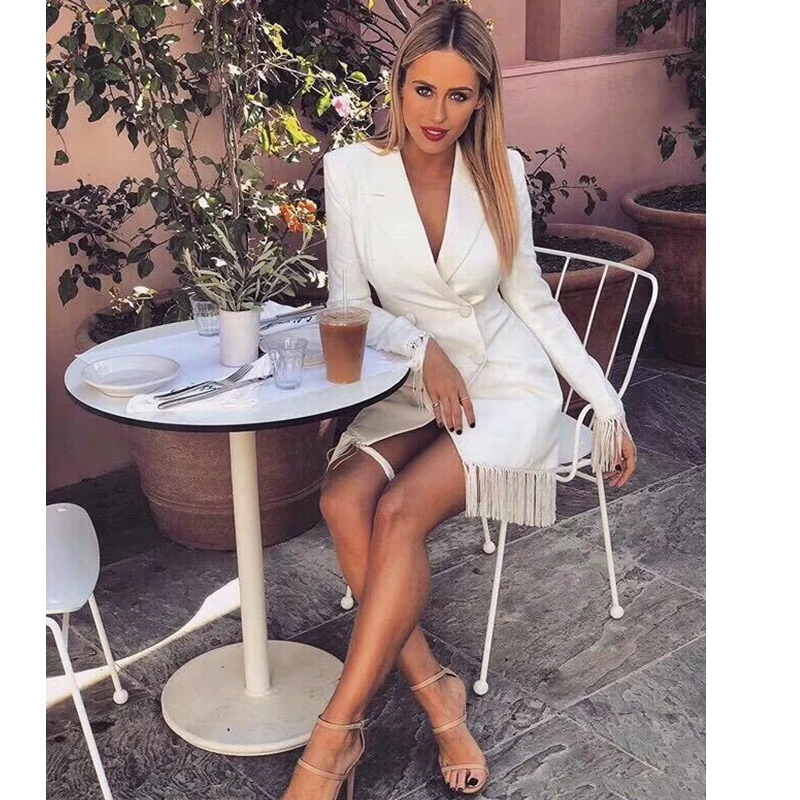 Новое поступление 2018 белое черное длинное с кисточками v образным вырезом