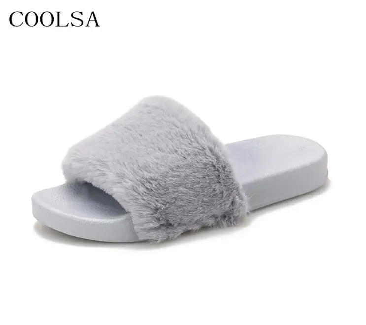 Gray COOLSA/женские зимние плюшевые тапочки; модные меховые сандалии для улицы; домашняя теплая обувь; женские шлепанцы; женские вьетнамки на плоской подошве; Лидер продаж - Цвет: Gray