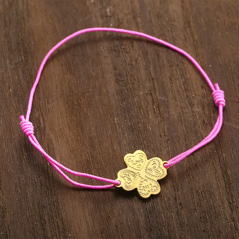 Женский браслет с подвеской четыре сердца золотого цвета 2018|bracelets for|love charm braceletcharm
