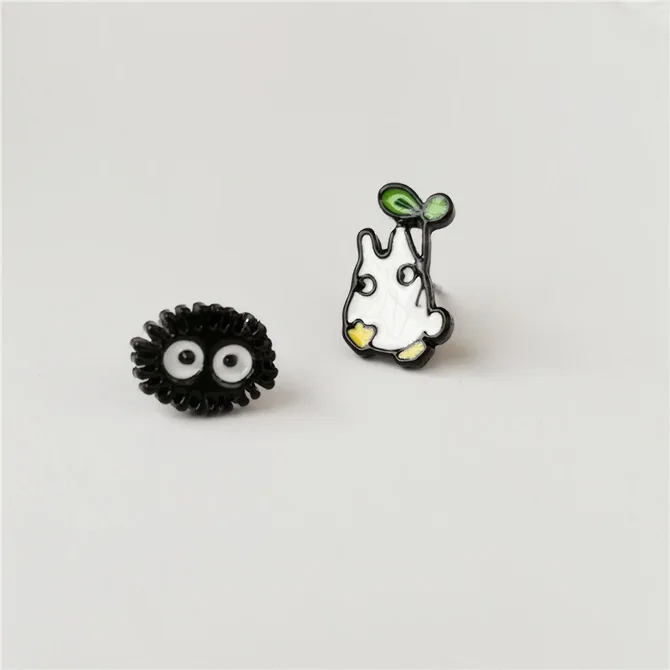 IVYYE Totoro Dusty Ball, модная аниме Сережка с героями мультфильмов, милые серьги-гвоздики с животными для женщин, девочек, детские ювелирные изделия, Рождественский подарок