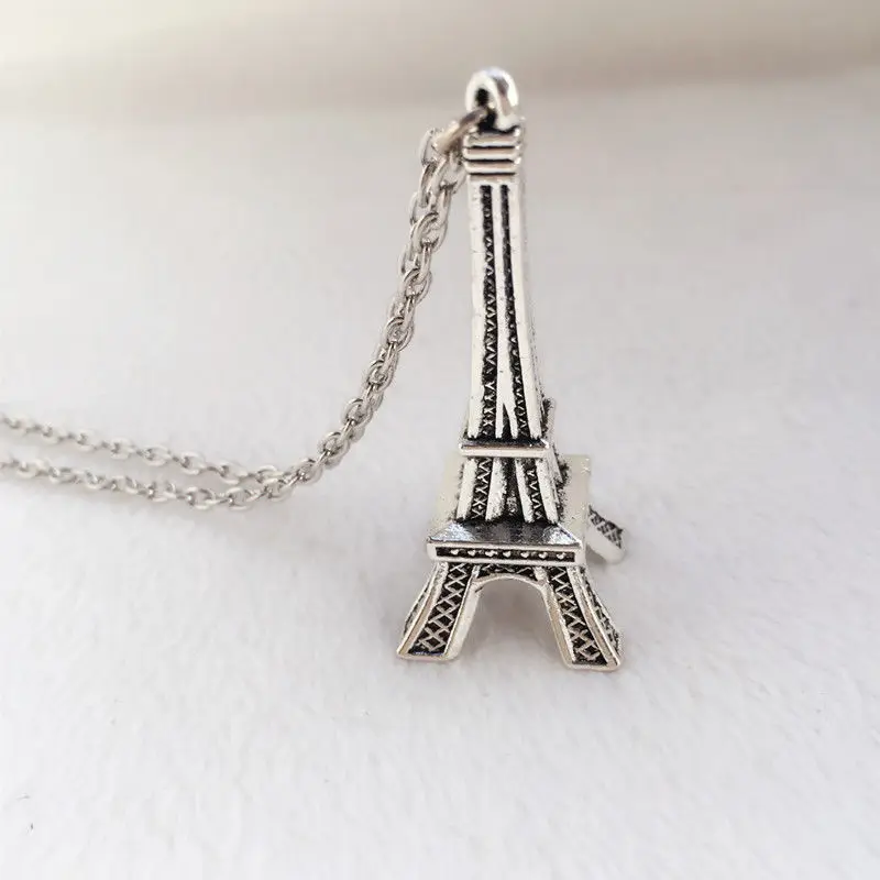 

1pcs Paris Retro Mini Eiffel Tower Model Cute necklace Love Gift