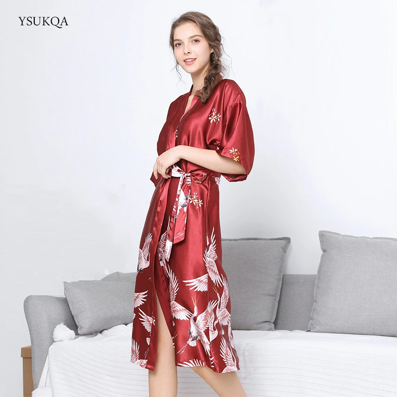 

YSUKQA Women Sexy Faux Silk Robes Nightwear Satin Female Bathrobes Lounge Robe Casual Bathrobe Animal Rayon Long Nightgown