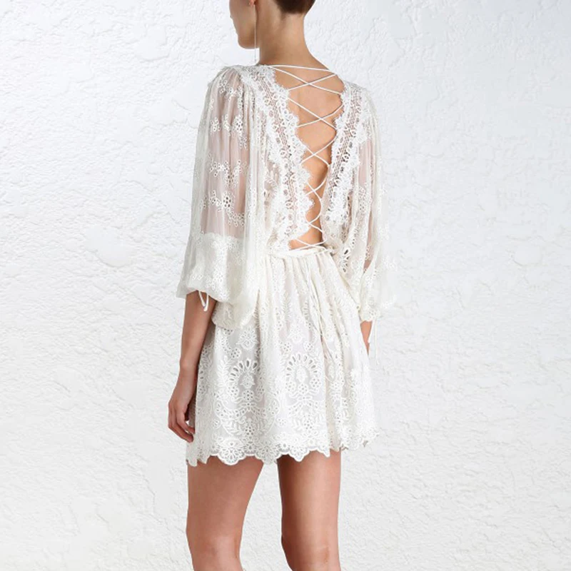 Высокое качество летние платья открытое женское платье с лямкой на шее