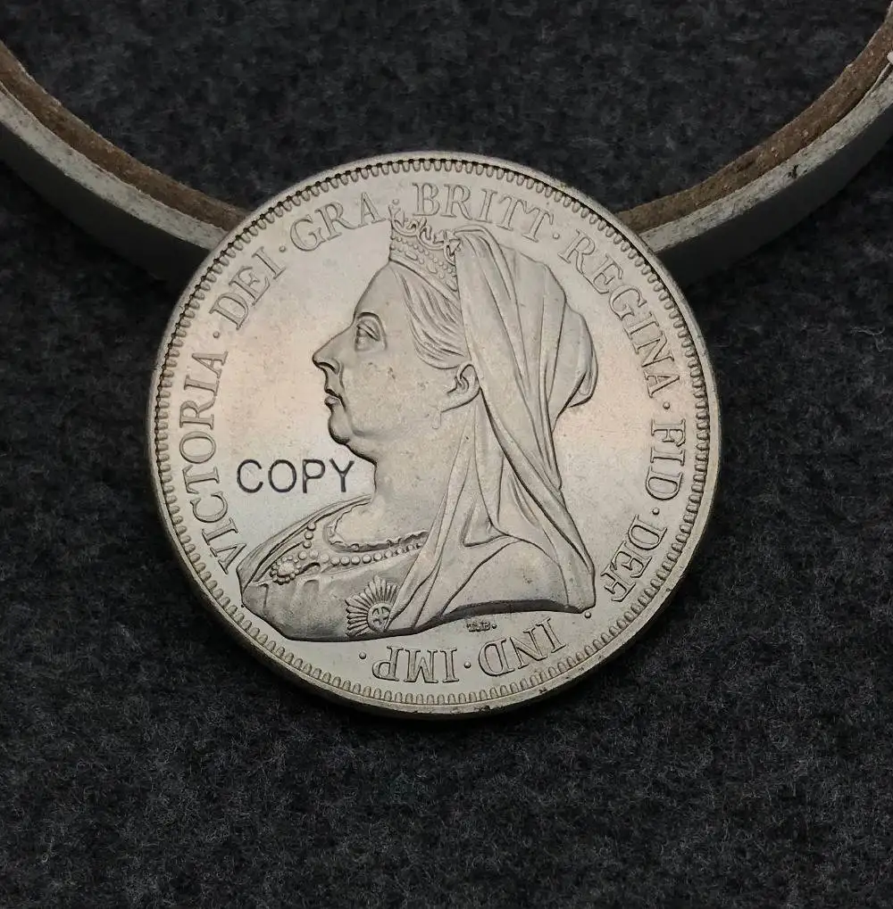 Большая Великобритания 5 фунтов 1893 Виктория 3-й портрет латунная Посеребренная