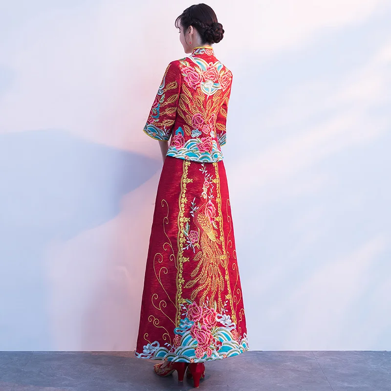 

Luxury ancient Royal Red Chinese wedding Traditional Dress Vintage Xiuhe Bride Chinese Wedding Dress Summer Phoenix Cheongsam