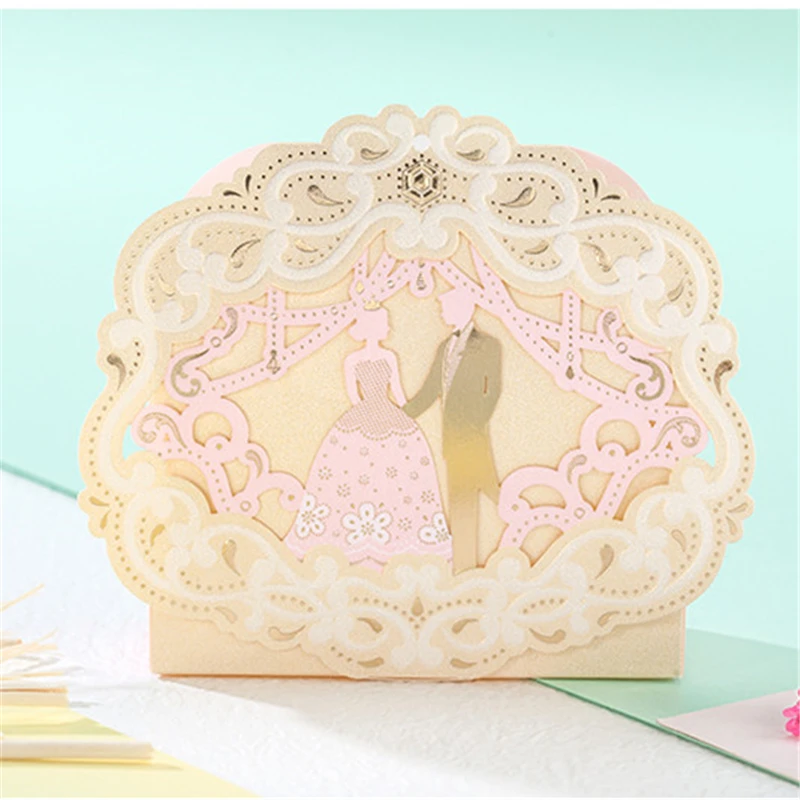 

Romantic Golden Gift Favors Bag Elegant Lover Luxury Decoration Laser Cut Wedding Event Party Supplies Guest Paper Candy Box