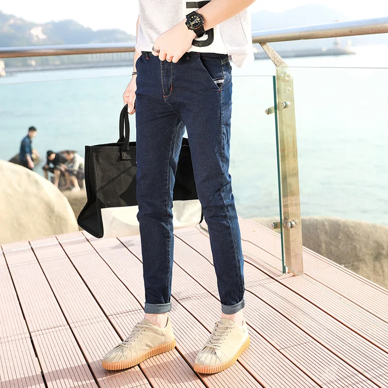 2018 Новые мужские джинсы молодежи личности тренд сплошной цвет button slim fit