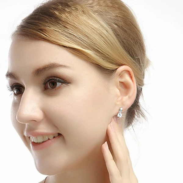 UMODE Брендовые серьги гвоздики с высококачественными классическими швейцарскими