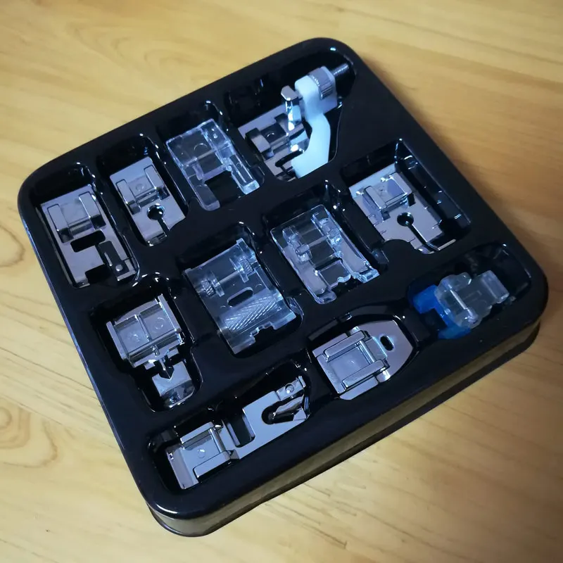 SET b 11 шт. набор лапок для домашнего шитья аксессуары для электрической певицы Janome Fanghua бытовая швейная машина - Цвет: SET b