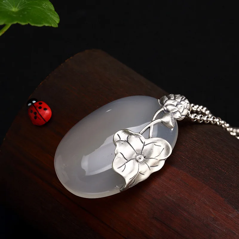 Женский кулон в виде листа лотоса из белого халцедона ожерелье серебра 2019 пробы с