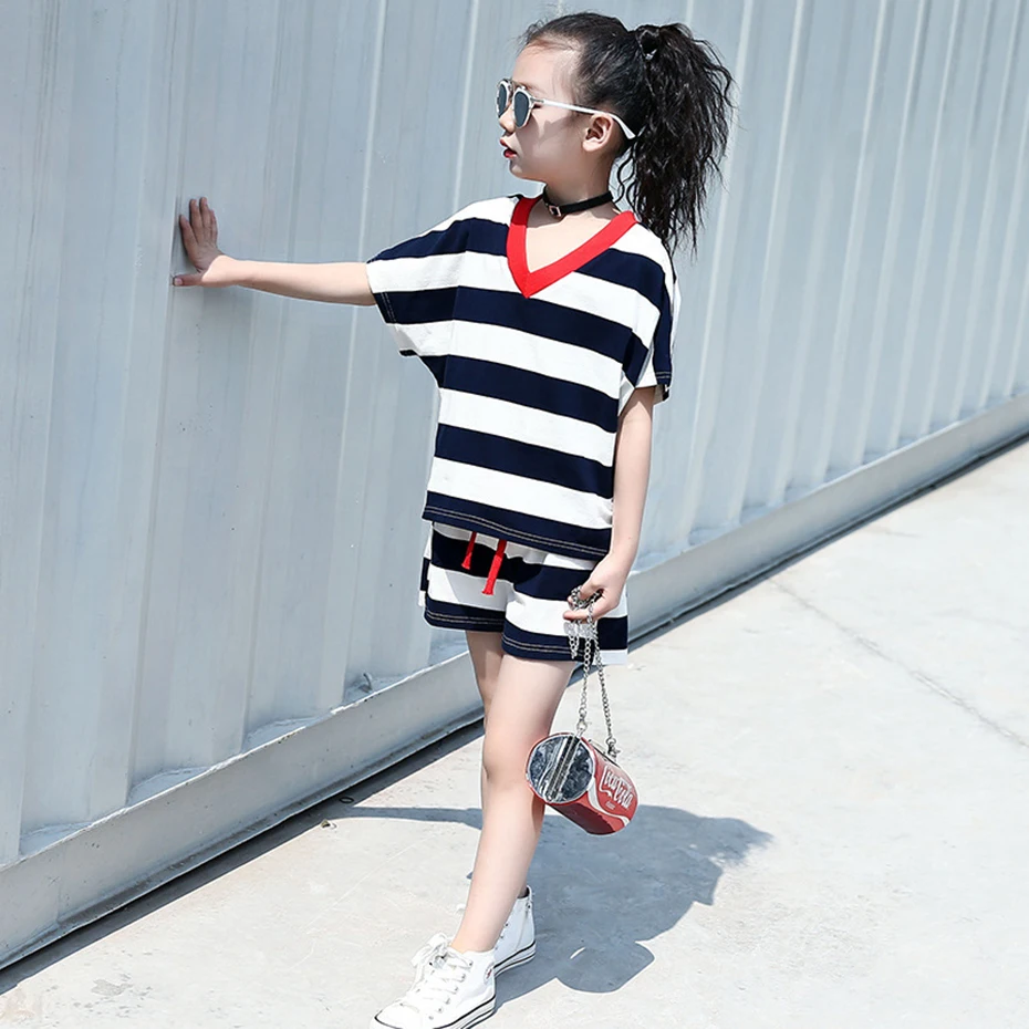 Летняя одежда для девочек спортивная подростков костюм детей 6 8 12 лет с