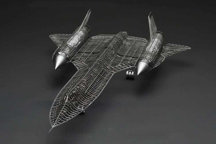 1/144 SR-71A BLACKBIRD Full PE Модель Жасмин 3D сталь Металл DIY шарнир подвижность миниатюрные наборы головоломка игрушка сплайсинга хобби Строительство