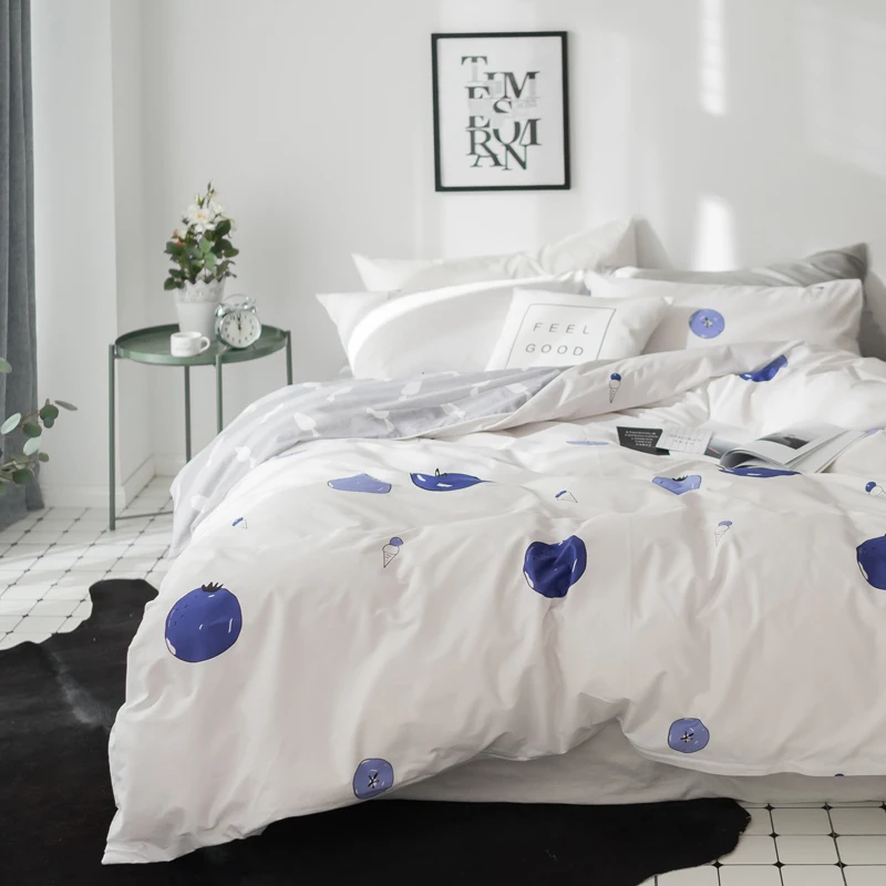 2018 простой комплект постельного белья с синими фруктами из хлопчатобумажной