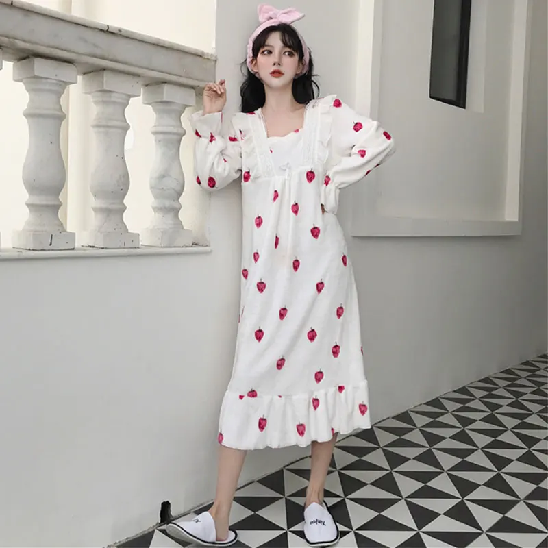 Осенняя женская одежда kawaii с принтом клубники свободные милые повседневные