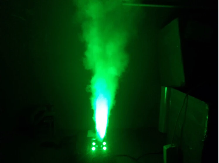 Светодиодсветодиодный дымовая машина RGB 3 в 1 с постоянной температурой 1500 Вт