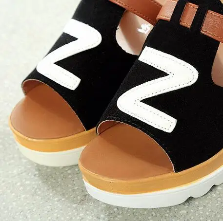 Student sandals female slippers 2018 new summer women slope with high heels thick bottom casual Korean fashion fish mouth wild | Обувь
