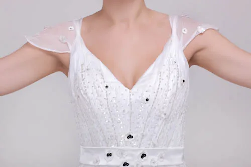 Реальные фотографии с рукавами-крылышками v-образным вырезом бисером а-силуэта