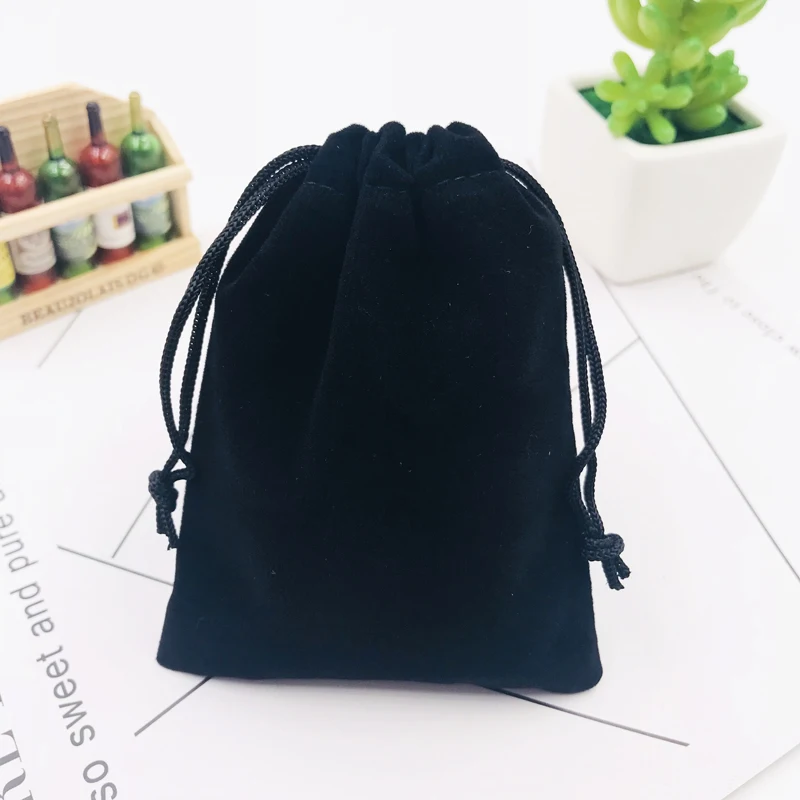 Дешевле 5 шт 4 размера черная бархатная сумка для ювелирных изделий