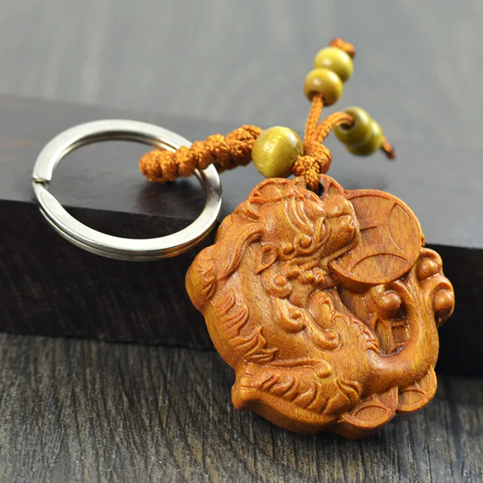 Брелок для ключей из розового дерева с гравировкой 0190