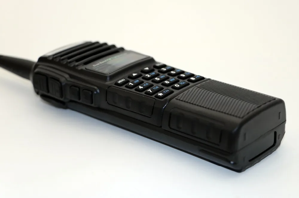 2 шт. BaoFeng UV 82HK иди и болтай Walkie Talkie с 3800 мАч большим сроком службы батареи 128CH VHF