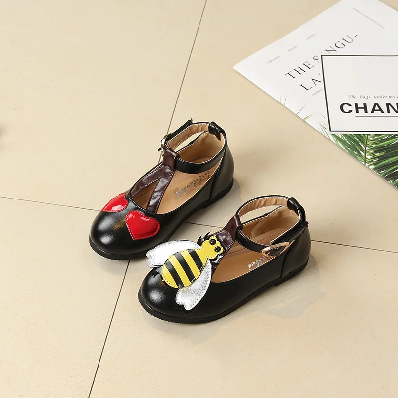 2020 для маленьких девочек с мультяшным пчелиным сердцем на плоской подошве из
