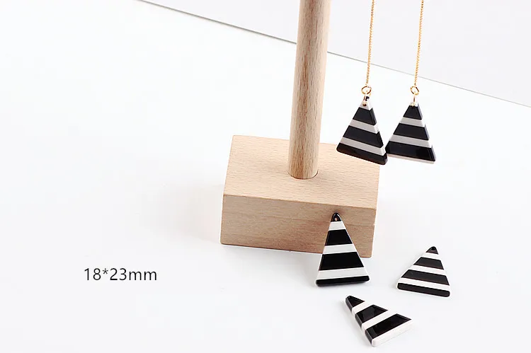 

Acrylic Black White Stripe Triangle Eardrop Pendant Charms Diy Handmade Material Jewelry Finding Components 6pcs