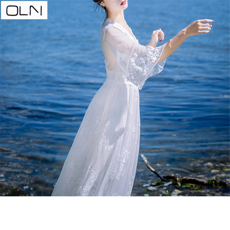 Женское длинное Сетчатое платье белое кружевное для отдыха на море Корейская