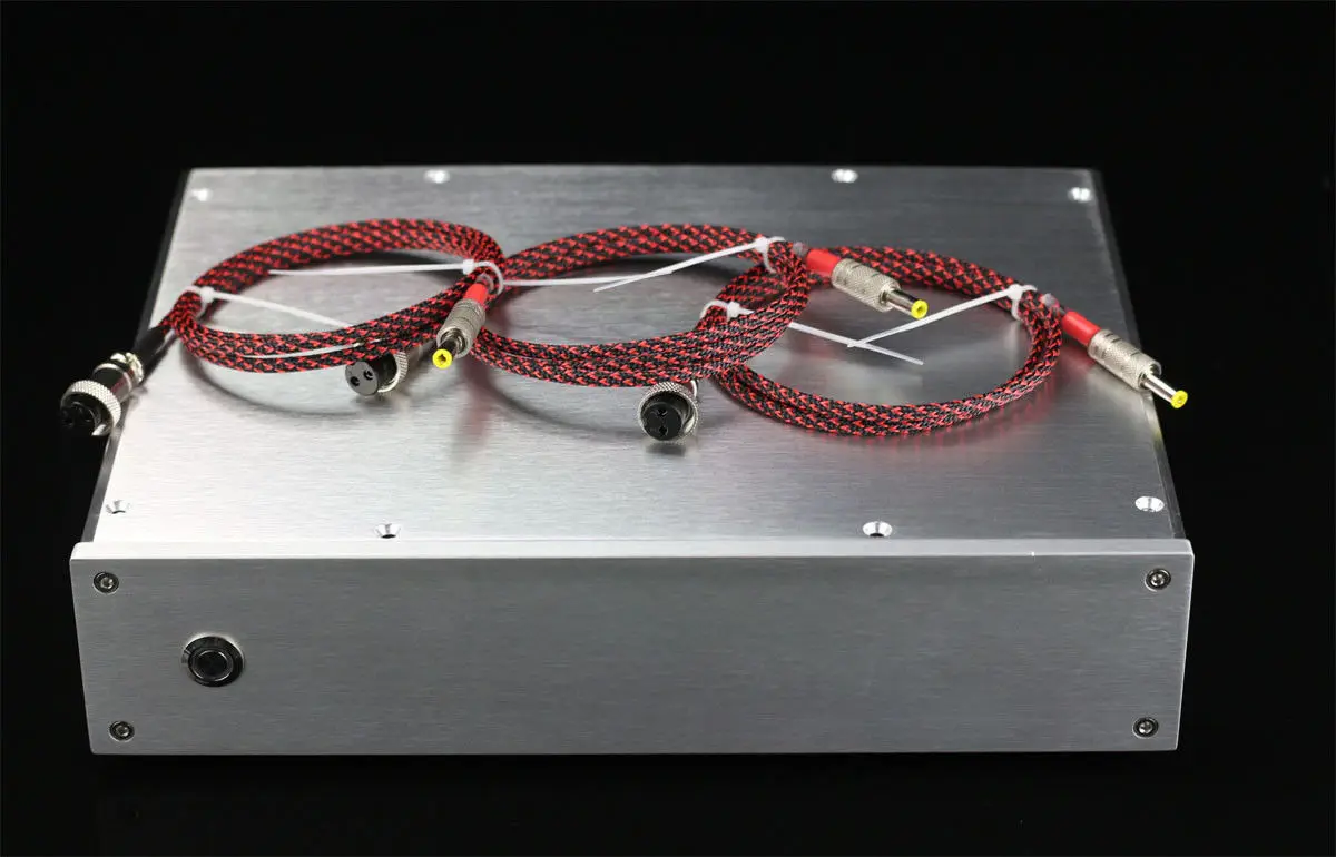 ZEROZONE Hi-Fi готовой 3 way линейного источника питания (DC5V-24V на выбор) 2.5A L5-22 |