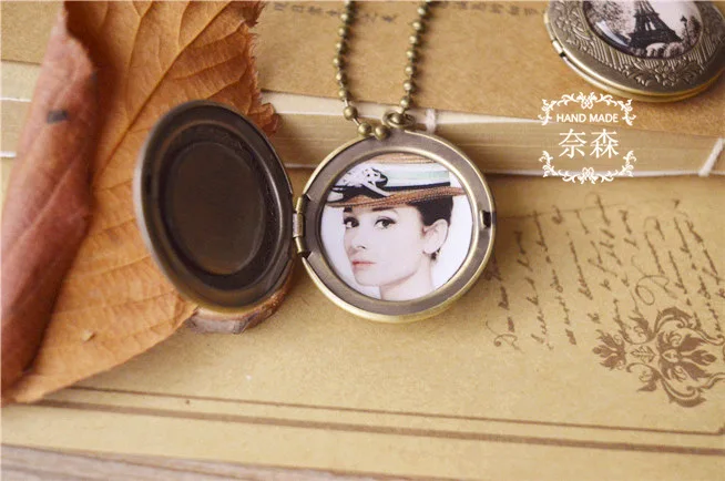 Длинное ожерелье Flyleaf с бабочками птицами Эйфелевой башней ретро бронзовая