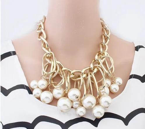 Мода европейский королевский благородный моделируется жемчужина преувеличены