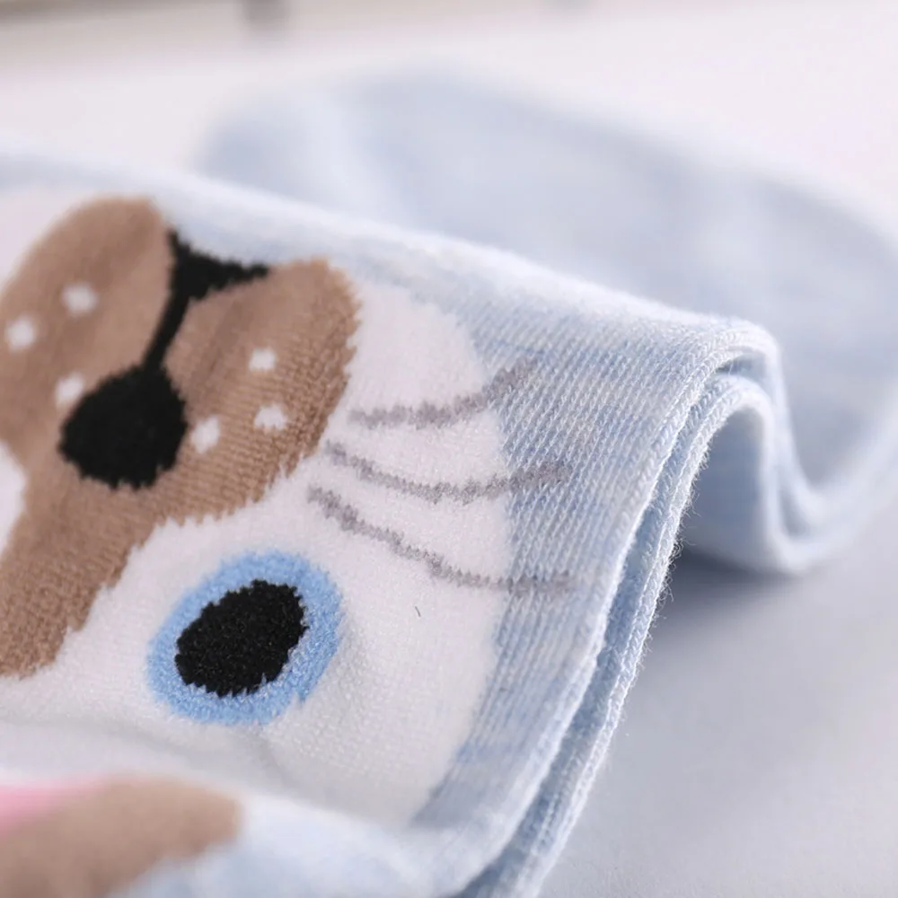 1 пара мультфильм кошка лицо носки женщина корейский harajuku kawaii хлопок смесь короткие лодыжки Осень Весна Прямая поставка Лидер продаж