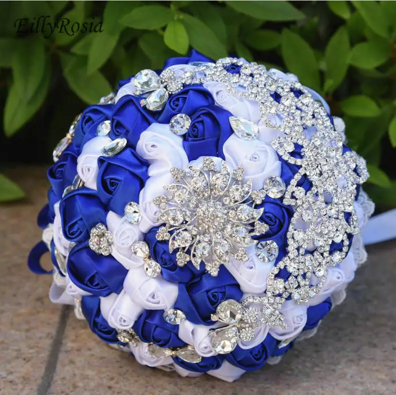 

Royal Blue Bridal Bouquets 2019 Crystals Brooch Wedding Bouquet Bride Artificial Handmade Beautiful Bridesmaid Holding Flowers