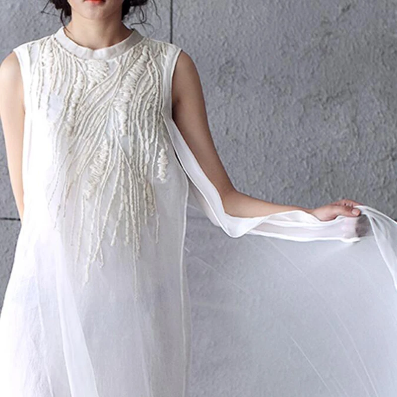 Женское винтажное льняное хлопковое платье с вышивкой летнее без рукавов