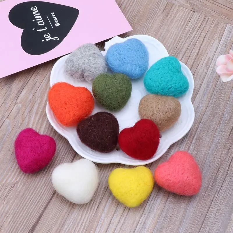 

Newborn Photography Felt Love Shape Props Tiny Baby Girl Boy Photo Shoot Handmade Felt Heart Shaped Props