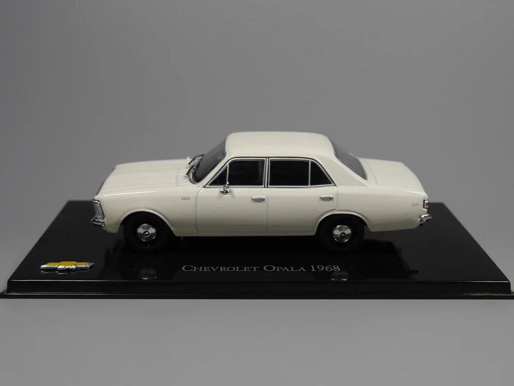 Авто ИНН-ixo 1:43 Chevrolet Opala 1968 литой модельный автомобиль