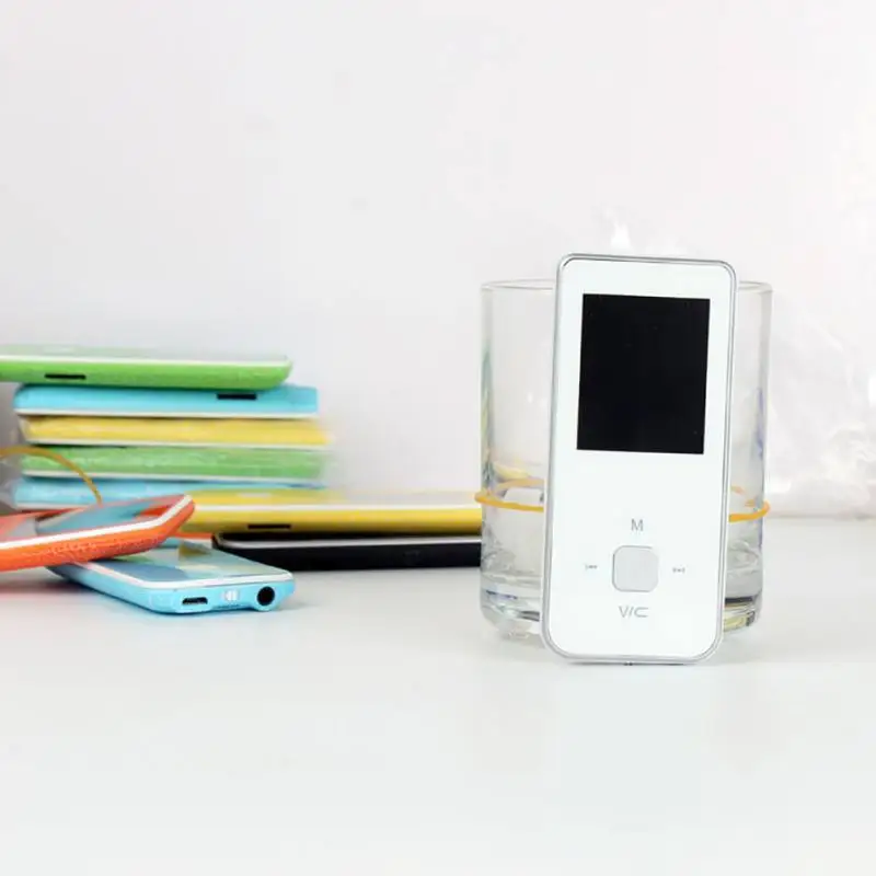 Портативный mp3-плеер Кнопка ультра тонкий MP3 музыкальный плеер 1,8 дюймов мини MP3 музыкальный плеер Поддержка TF карта fm-радио электронная книга