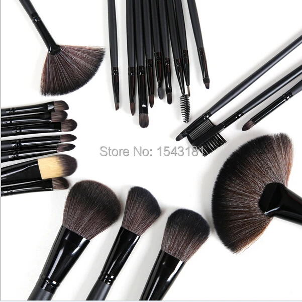 Набор профессиональных косметических кистей для растушевки подводки кабуки 24