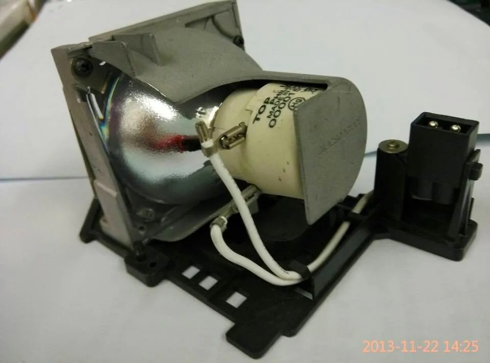 Бесплатная доставка Оригинальная лампа проектора Opto ma для EX536 / HD66 HD67 PRO350W TS526 TX536 |