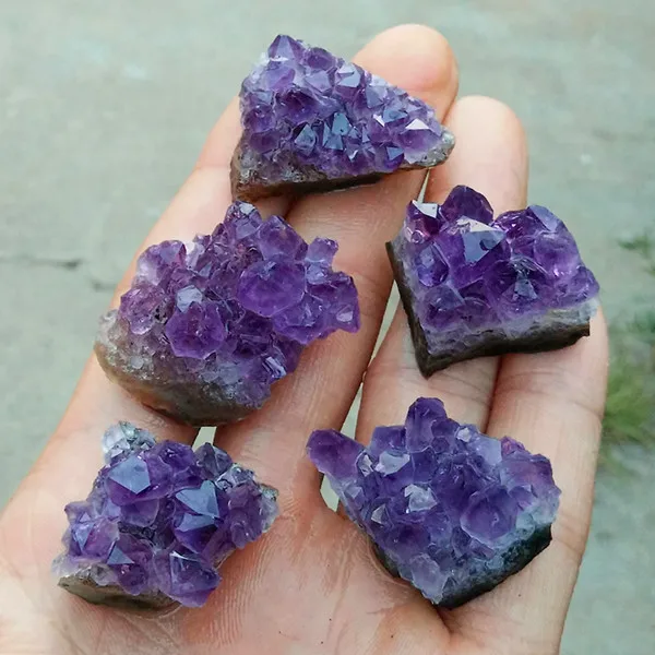 

5pcs Degaussing ornaments of natural water crystal clusters