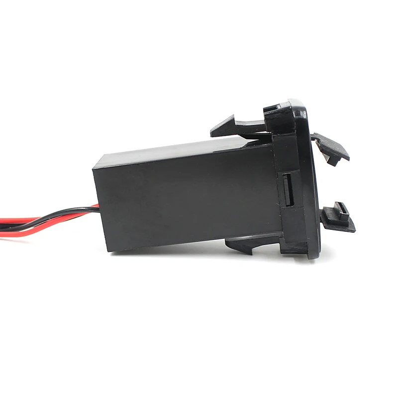 Car 12V 2.1A 2 USB Port Power Socket GPS Mobile Phone Charger For SUZUKI drop shipping | Автомобили и мотоциклы